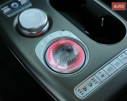 Красный Генезис GV60, объемом двигателя 0 л и пробегом 21 тыс. км за 37900 $, фото 22 на Automoto.ua