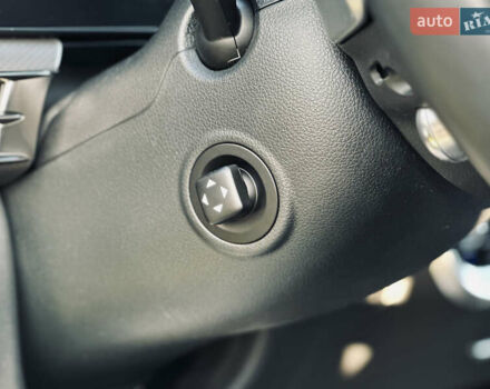 Жовтий Генезис GV60, об'ємом двигуна 0 л та пробігом 14 тис. км за 30999 $, фото 79 на Automoto.ua