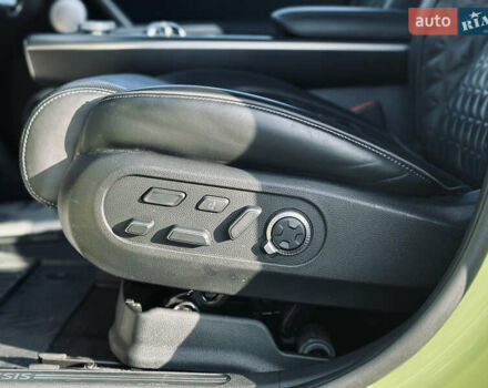 Жовтий Генезис GV60, об'ємом двигуна 0 л та пробігом 14 тис. км за 30999 $, фото 43 на Automoto.ua