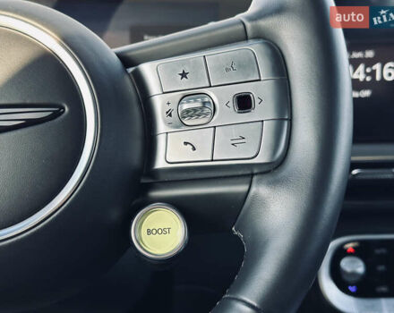 Жовтий Генезис GV60, об'ємом двигуна 0 л та пробігом 14 тис. км за 30999 $, фото 69 на Automoto.ua