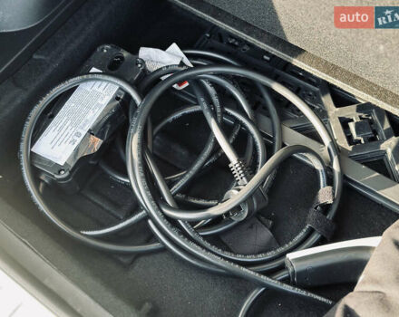 Жовтий Генезис GV60, об'ємом двигуна 0 л та пробігом 14 тис. км за 30999 $, фото 18 на Automoto.ua