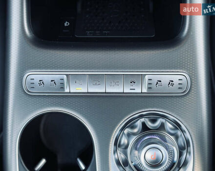 Жовтий Генезис GV60, об'ємом двигуна 0 л та пробігом 14 тис. км за 30999 $, фото 58 на Automoto.ua