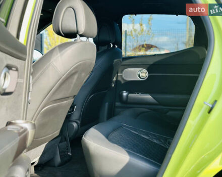 Жовтий Генезис GV60, об'ємом двигуна 0 л та пробігом 14 тис. км за 30999 $, фото 25 на Automoto.ua