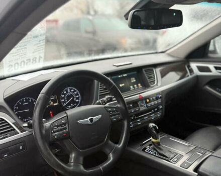 Білий Генезис GV80, об'ємом двигуна 3.78 л та пробігом 161 тис. км за 18500 $, фото 4 на Automoto.ua