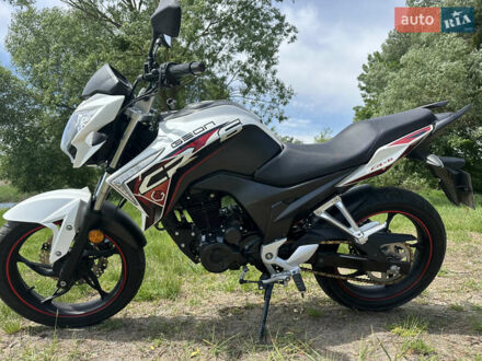 Геон CR6 2016 у Прилуках на Automoto.ua Білий Геон CR6, об'ємом двигуна 0.22 л та пробігом 6 тис. км за 1150 $, фото 1 на Automoto.ua