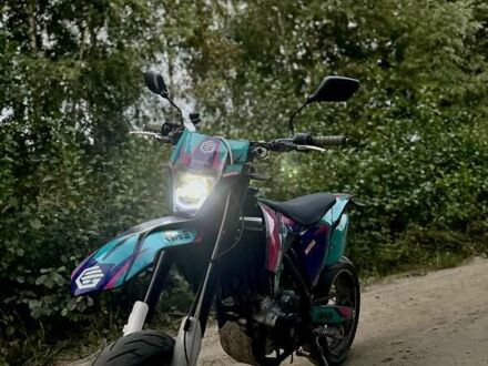 Геон Дакар 2024 в Клесов на Automoto.ua Фиолетовый Геон Дакар, объемом двигателя 0 л и пробегом 145 тыс. км за 2700 $, фото 1 на Automoto.ua