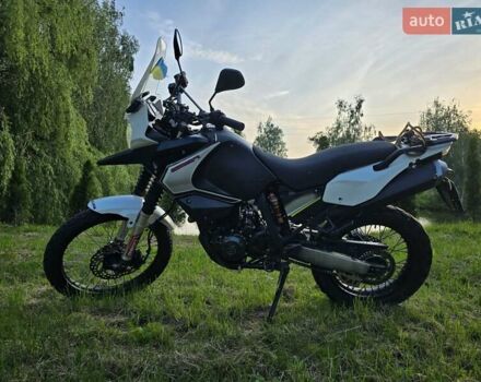 Белый Геон Грандтур, объемом двигателя 0.4 л и пробегом 20 тыс. км за 1900 $, фото 1 на Automoto.ua