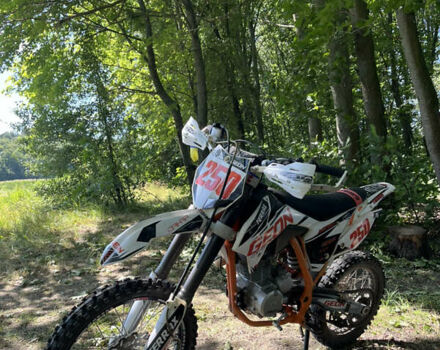Геон Терра-КС, объемом двигателя 2.5 л и пробегом 1 тыс. км за 1200 $, фото 4 на Automoto.ua