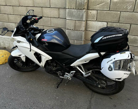 Белый Геон Тосса, объемом двигателя 0.25 л и пробегом 7 тыс. км за 1750 $, фото 1 на Automoto.ua