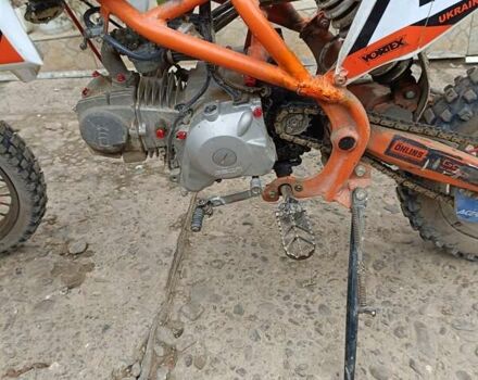 Оранжевый Геон КС-Райд, объемом двигателя 0 л и пробегом 4 тыс. км за 700 $, фото 4 на Automoto.ua