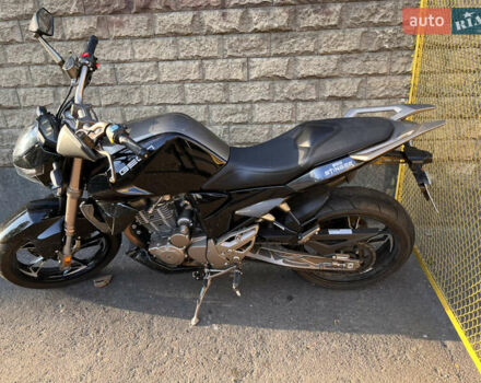 Черный Геон Benelli TNT250, объемом двигателя 0.25 л и пробегом 110 тыс. км за 2000 $, фото 6 на Automoto.ua