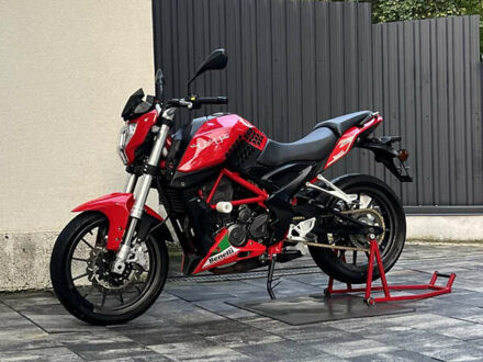 Геон Benelli TNT250 2017 в Миколаїв на Automoto.ua Красный Геон Benelli TNT250, объемом двигателя 0.25 л и пробегом 17 тыс. км за 2300 $, фото 1 на Automoto.ua