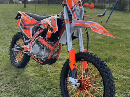 Геон Dakar GNX 250 2019 у Львові на Automoto.ua Геон Dakar GNX 250, об'ємом двигуна 0.25 л та пробігом 4 тис. км за 2600 $, фото 1 на Automoto.ua