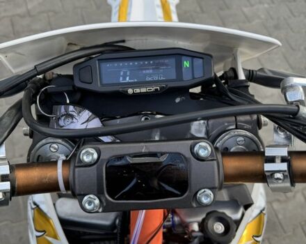 Геон Інша, об'ємом двигуна 0.3 л та пробігом 0 тис. км за 2000 $, фото 4 на Automoto.ua