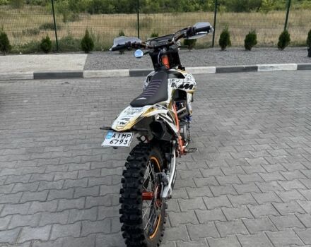 Геон Інша, об'ємом двигуна 0.3 л та пробігом 0 тис. км за 2000 $, фото 3 на Automoto.ua