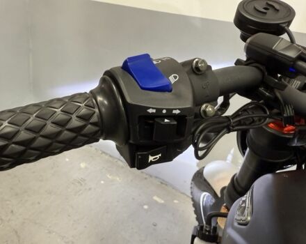 Геон Інша, об'ємом двигуна 0.3 л та пробігом 0 тис. км за 1990 $, фото 10 на Automoto.ua