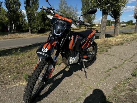 Геон Інша, об'ємом двигуна 3 л та пробігом 0 тис. км за 2430 $, фото 1 на Automoto.ua