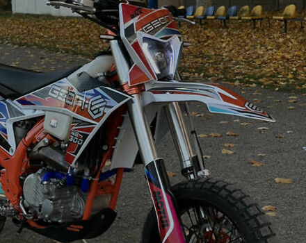 Белый Геон GNX 300 NB Motard, объемом двигателя 0.28 л и пробегом 3 тыс. км за 2850 $, фото 1 на Automoto.ua