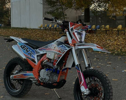 Белый Геон GNX 300 NB Motard, объемом двигателя 0.28 л и пробегом 3 тыс. км за 2850 $, фото 5 на Automoto.ua