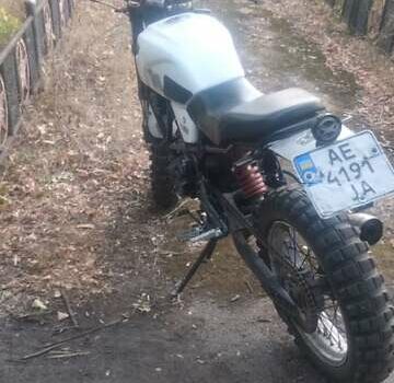 Геон Scrambler 2018 в Криничках на Automoto.ua Белый Геон Scrambler, объемом двигателя 0.25 л и пробегом 36 тыс. км за 1100 $, фото 6 на Automoto.ua