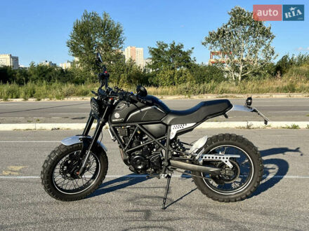 Геон Scrambler 2024 у Києві на Automoto.ua Чорний Геон Scrambler, об'ємом двигуна 0.25 л та пробігом 3 тис. км за 1750 $, фото 1 на Automoto.ua