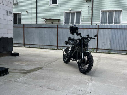 Геон Scrambler 300 2024 у Києві на Automoto.ua Чорний Геон Scrambler 300, об'ємом двигуна 0.3 л та пробігом 67 тис. км за 1900 $, фото 1 на Automoto.ua