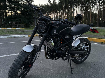 Геон Scrambler 300 2025 у Ирпене на Automoto.ua Чорний Геон Scrambler 300, об'ємом двигуна 0.3 л та пробігом 1 тис. км за 2200 $, фото 1 на Automoto.ua