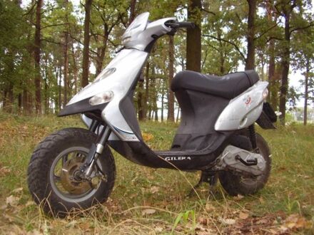 Гилера 95 XF 380 2004 у Малине на Automoto.ua Гилера 95 XF 380, об'ємом двигуна 49 л та пробігом 0 тис. км за 120000 $, фото 1 на Automoto.ua