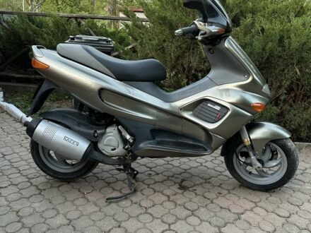 Гилера Другая 2002 в Черновцах на Automoto.ua Гилера Другая, объемом двигателя 0.18 л и пробегом 0 тыс. км за 1888 $, фото 1 на Automoto.ua