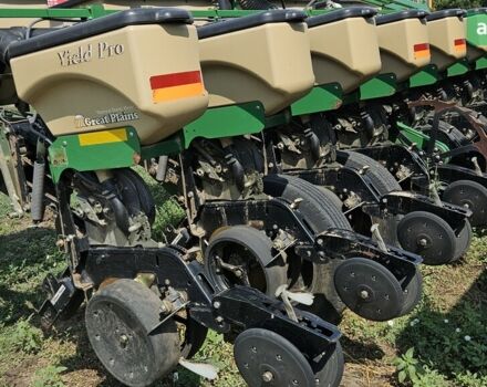 Грейт Плейнс YP 825, объемом двигателя 0 л и пробегом 0 тыс. км за 33000 $, фото 3 на Automoto.ua