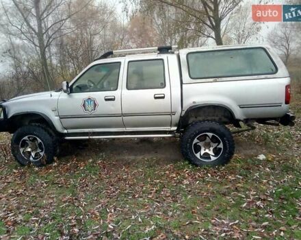 Серый Грейт Вол Дир, объемом двигателя 2.3 л и пробегом 150 тыс. км за 6000 $, фото 2 на Automoto.ua