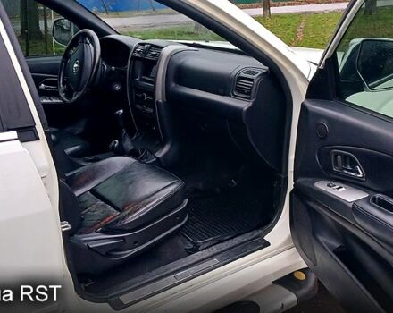 Белый Грейт Вол Хавал Х3, объемом двигателя 2.4 л и пробегом 166 тыс. км за 4000 $, фото 7 на Automoto.ua