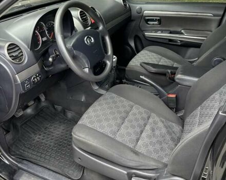 Черный Грейт Вол Хавал, объемом двигателя 2 л и пробегом 178 тыс. км за 8500 $, фото 11 на Automoto.ua