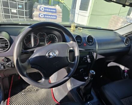 Черный Грейт Вол Хавал, объемом двигателя 2 л и пробегом 298 тыс. км за 4700 $, фото 3 на Automoto.ua