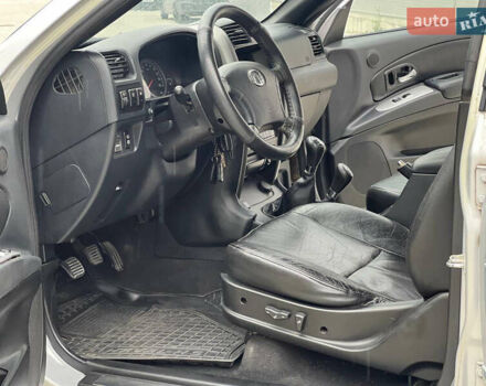 Грейт Вол Hover 2008 у Івано-Франківську на Automoto.ua Сірий Грейт Вол Hover, об'ємом двигуна 2.35 л та пробігом 154 тис. км за 5800 $, фото 20 на Automoto.ua