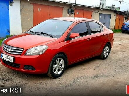 Грейт Вол Волекс Ц30 2013 в Переяславе-Хмельницком на Automoto.ua Красный Грейт Вол Волекс Ц30, объемом двигателя 1.5 л и пробегом 220 тыс. км за 3800 $, фото 1 на Automoto.ua