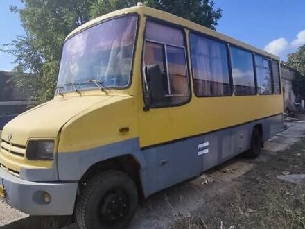 Желтый ХАЗ (Анторус) 3230, объемом двигателя 4 л и пробегом 265 тыс. км за 4500 $, фото 1 на Automoto.ua