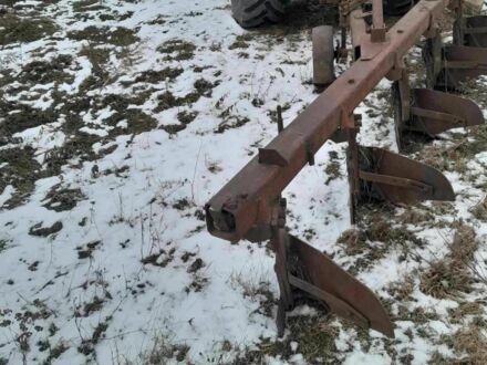 ХТЗ Т-150 1981 у Чернівцях на Automoto.ua Зелений ХТЗ Т-150, об'ємом двигуна 9.15 л та пробігом 10 тис. км за 4500 $, фото 1 на Automoto.ua