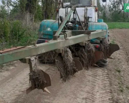 ХТЗ Т-150к 2000 в Новой Ушице на Automoto.ua ХТЗ Т-150к, объемом двигателя 5 л и пробегом 0 тыс. км за 11200 $, фото 2 на Automoto.ua