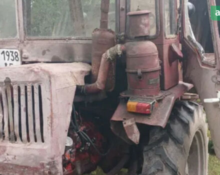 ХТЗ Т-16, объемом двигателя 2.08 л и пробегом 0 тыс. км за 2000 $, фото 6 на Automoto.ua