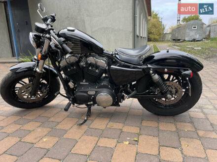Харлей-Дэвидсон 1200 Sportster 2017 в Киеве на Automoto.ua Черный Харлей-Дэвидсон 1200 Sportster, объемом двигателя 1.2 л и пробегом 16 тыс. км за 8500 $, фото 1 на Automoto.ua