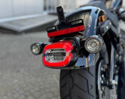 Харлей-Дэвидсон 3302, объемом двигателя 1.87 л и пробегом 0 тыс. км за 25695 $, фото 7 на Automoto.ua