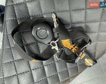 Харлей-Дэвидсон 883 Iron 2014 в Киеве на Automoto.ua Черный Харлей-Дэвидсон 883 Iron, объемом двигателя 0.88 л и пробегом 4 тыс. км за 9000 $, фото 13 на Automoto.ua