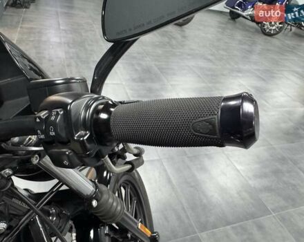 Харлей-Дэвидсон 883 Iron 2014 в Киеве на Automoto.ua Черный Харлей-Дэвидсон 883 Iron, объемом двигателя 0.88 л и пробегом 4 тыс. км за 9000 $, фото 5 на Automoto.ua