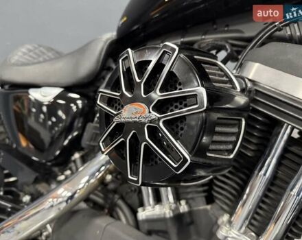 Харлей-Дэвидсон 883 Iron 2014 в Киеве на Automoto.ua Черный Харлей-Дэвидсон 883 Iron, объемом двигателя 0.88 л и пробегом 4 тыс. км за 9000 $, фото 9 на Automoto.ua