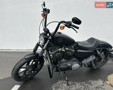 Харлей-Дэвидсон 883 Iron 2020 в Киеве на Automoto.ua Черный Харлей-Дэвидсон 883 Iron, объемом двигателя 0.88 л и пробегом 10 тыс. км за 10500 $, фото 1 на Automoto.ua