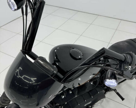 Чорний Харлей-Девідсон 883 Iron, об'ємом двигуна 0.88 л та пробігом 7 тис. км за 10700 $, фото 8 на Automoto.ua