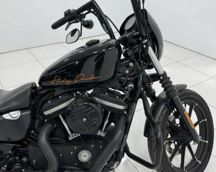Чорний Харлей-Девідсон 883 Iron, об'ємом двигуна 0.88 л та пробігом 7 тис. км за 10700 $, фото 19 на Automoto.ua