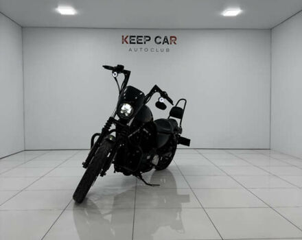 Чорний Харлей-Девідсон 883 Iron, об'ємом двигуна 0.88 л та пробігом 7 тис. км за 10700 $, фото 3 на Automoto.ua