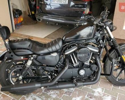 Черный Харлей-Дэвидсон 883 Iron, объемом двигателя 0.9 л и пробегом 12 тыс. км за 8500 $, фото 2 на Automoto.ua